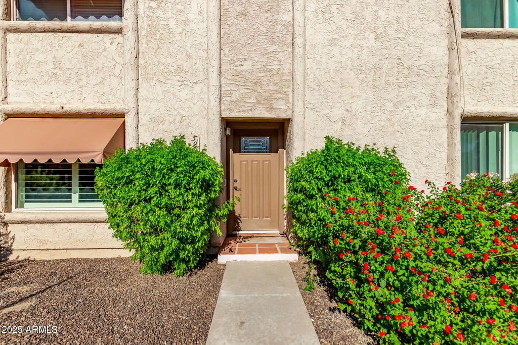 5941 N 83rd Street, Scottsdale