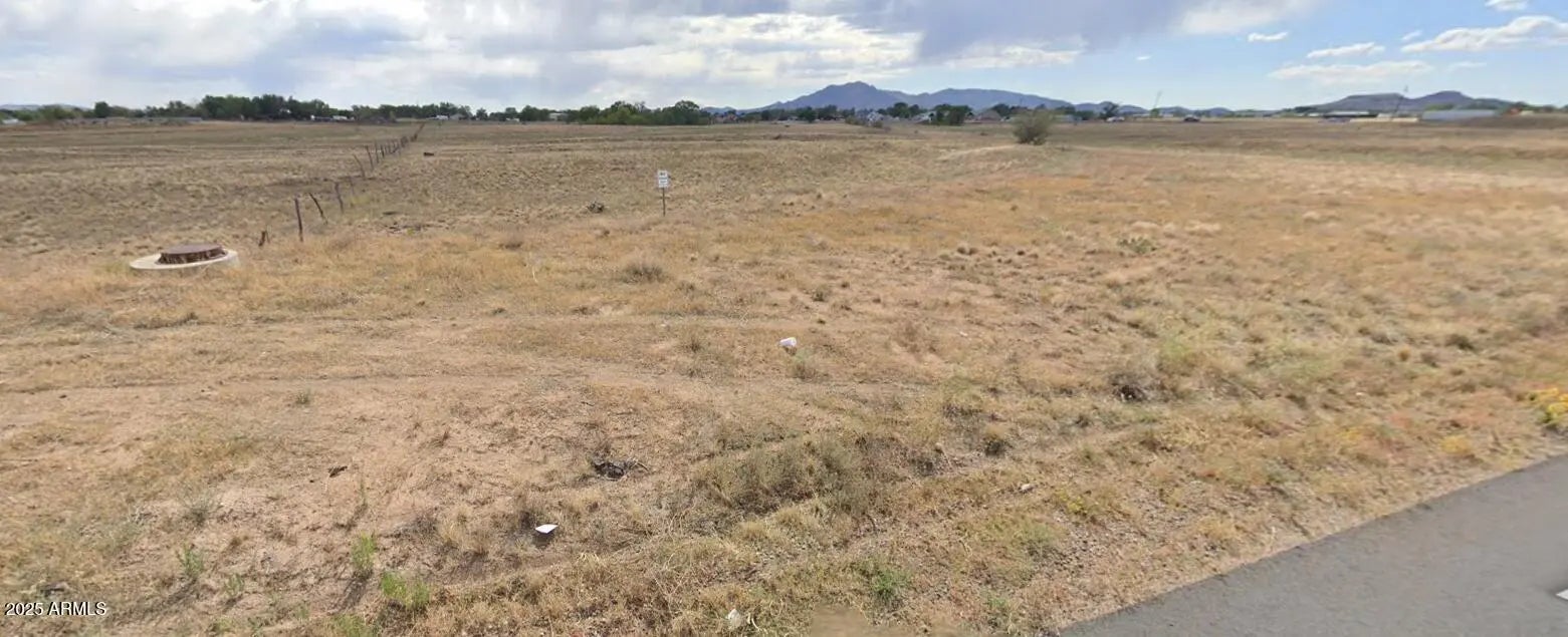 Photo of Listing #6889461