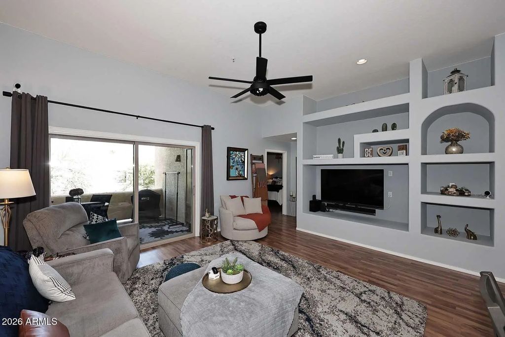 16307 E Arrow Drive (unit 205), Fountain Hills
