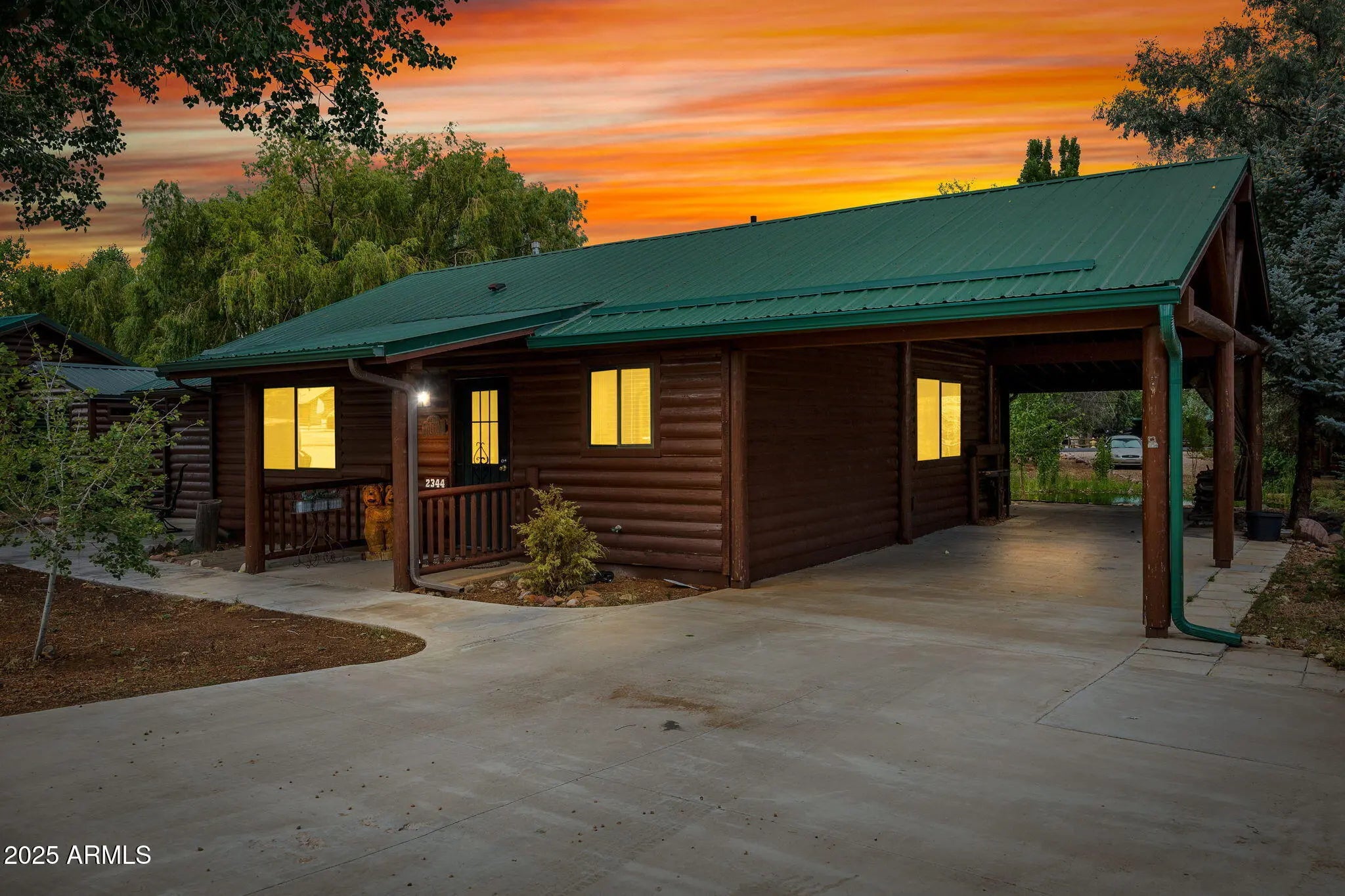 Photo of Listing #6894439