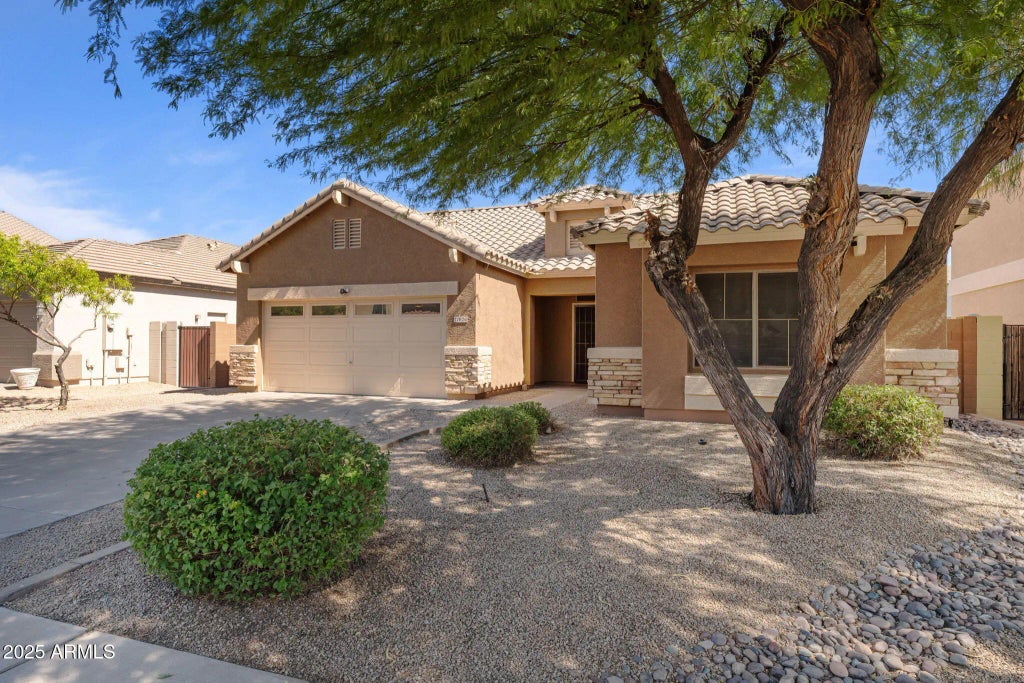 17826 W Port Royale Lane, Surprise