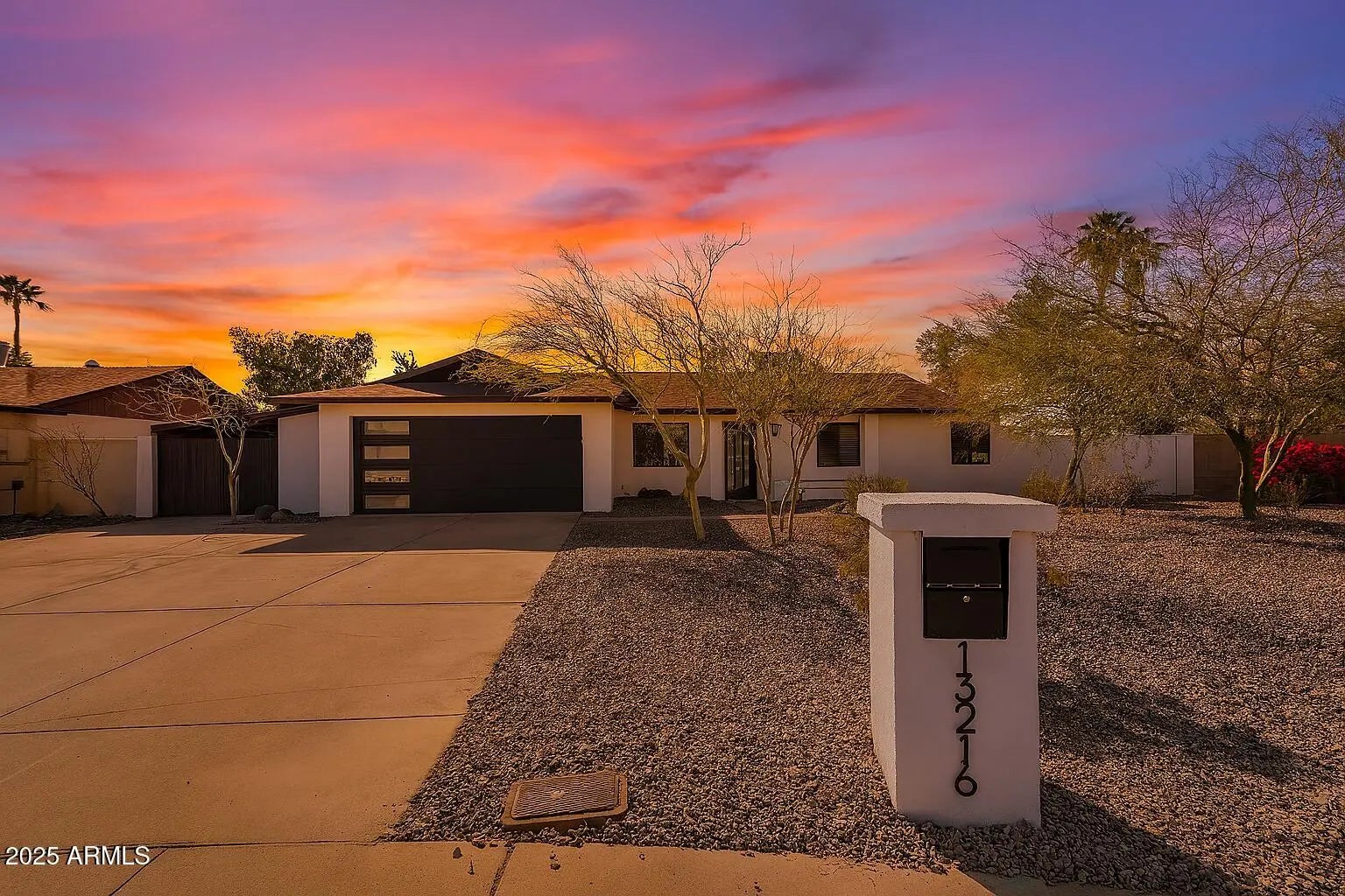 Photo of Listing #6890614