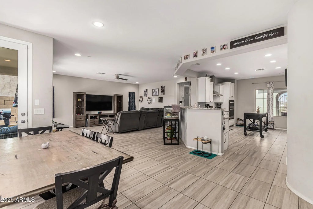 2348 N Crestwood Drive, Florence