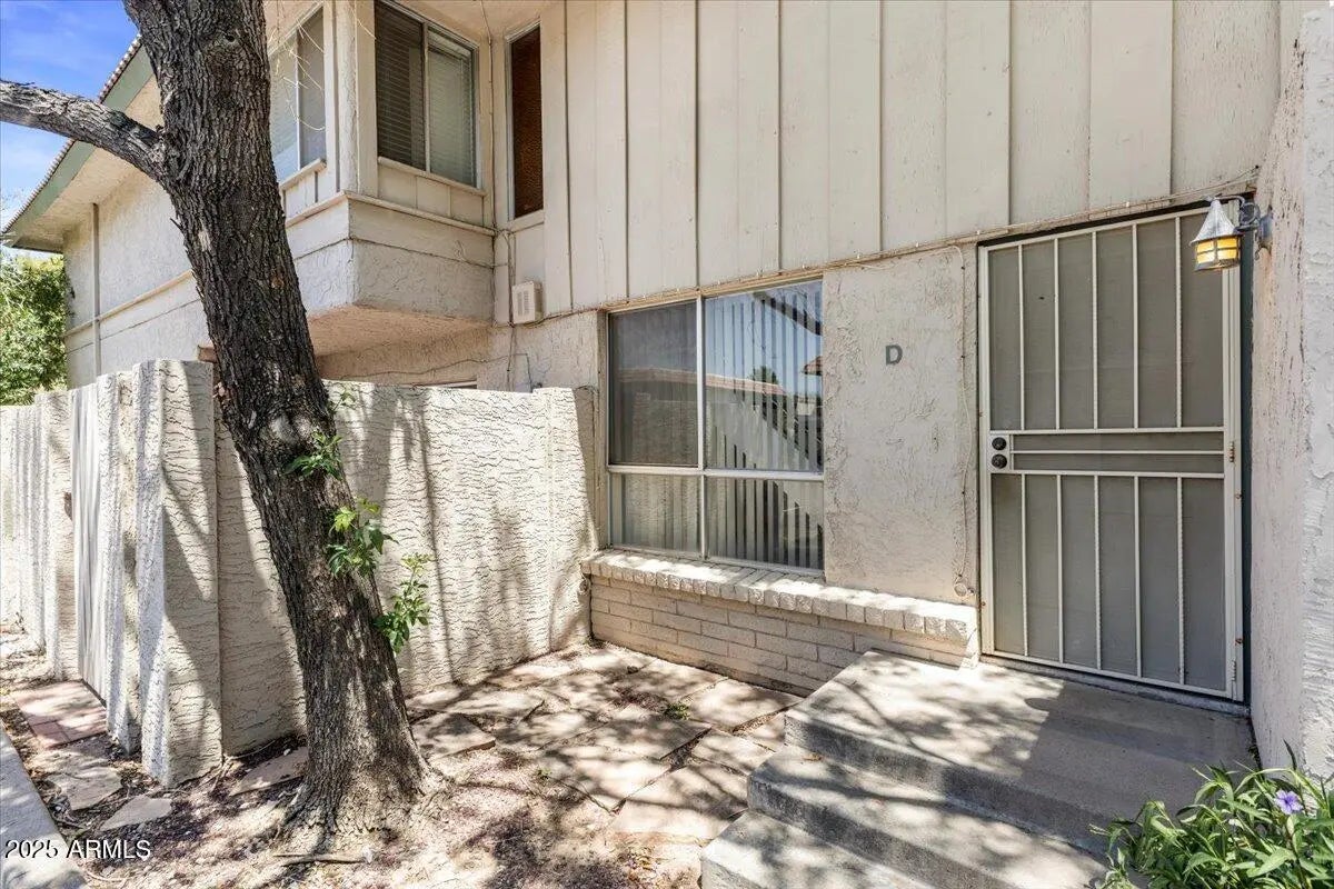 Photo of Listing #6891378