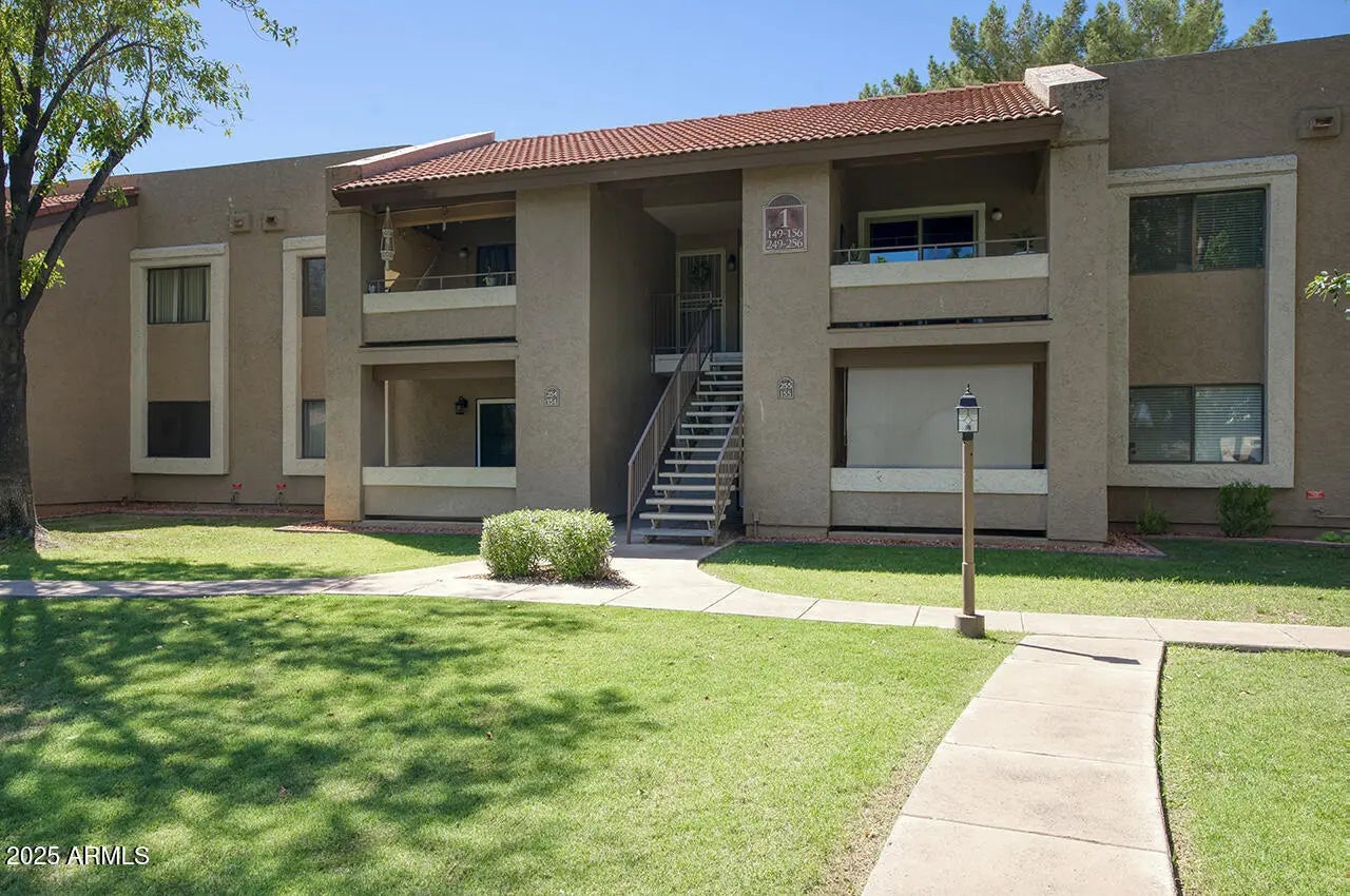 Photo of Listing #6891198