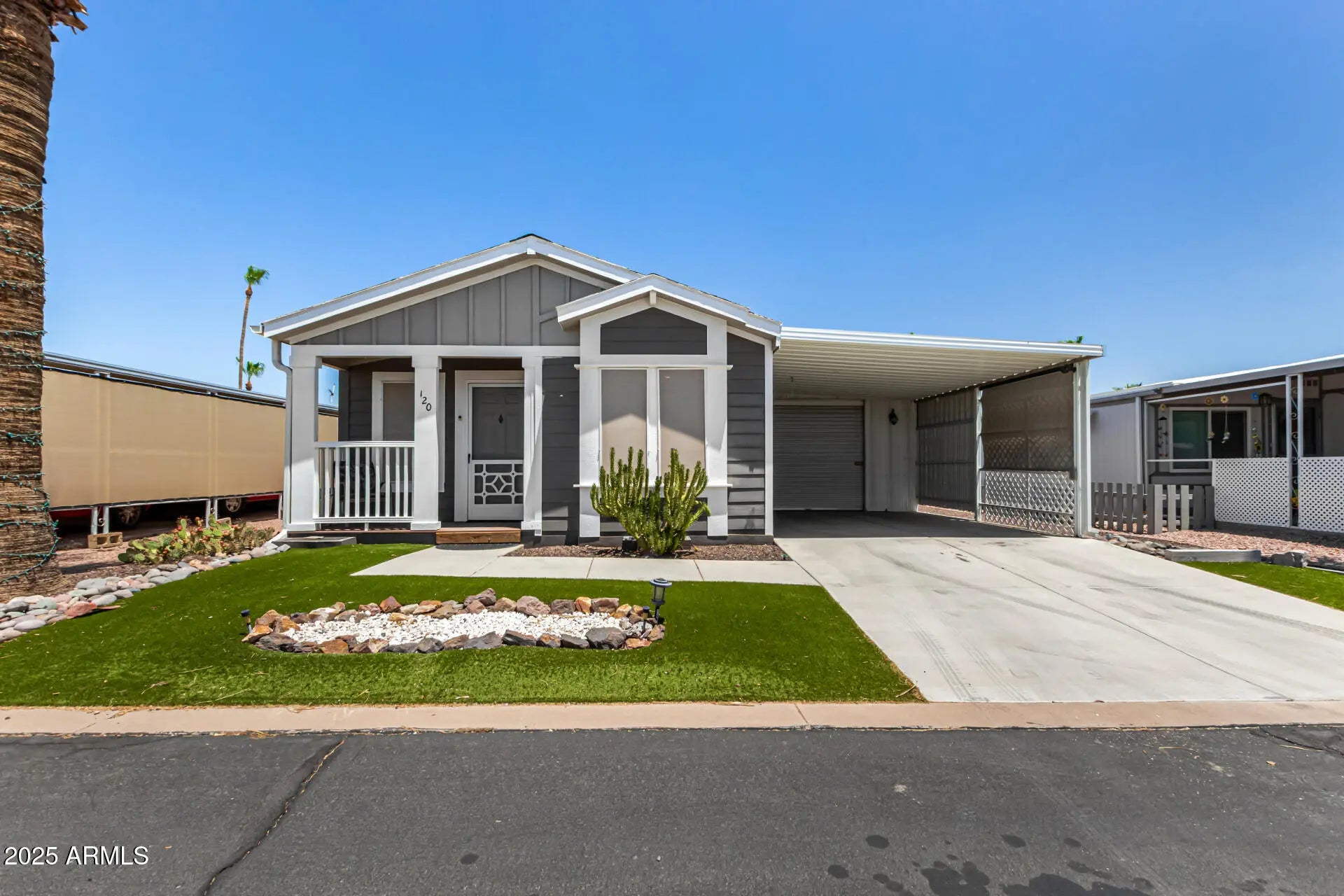 Photo of Listing #6890833