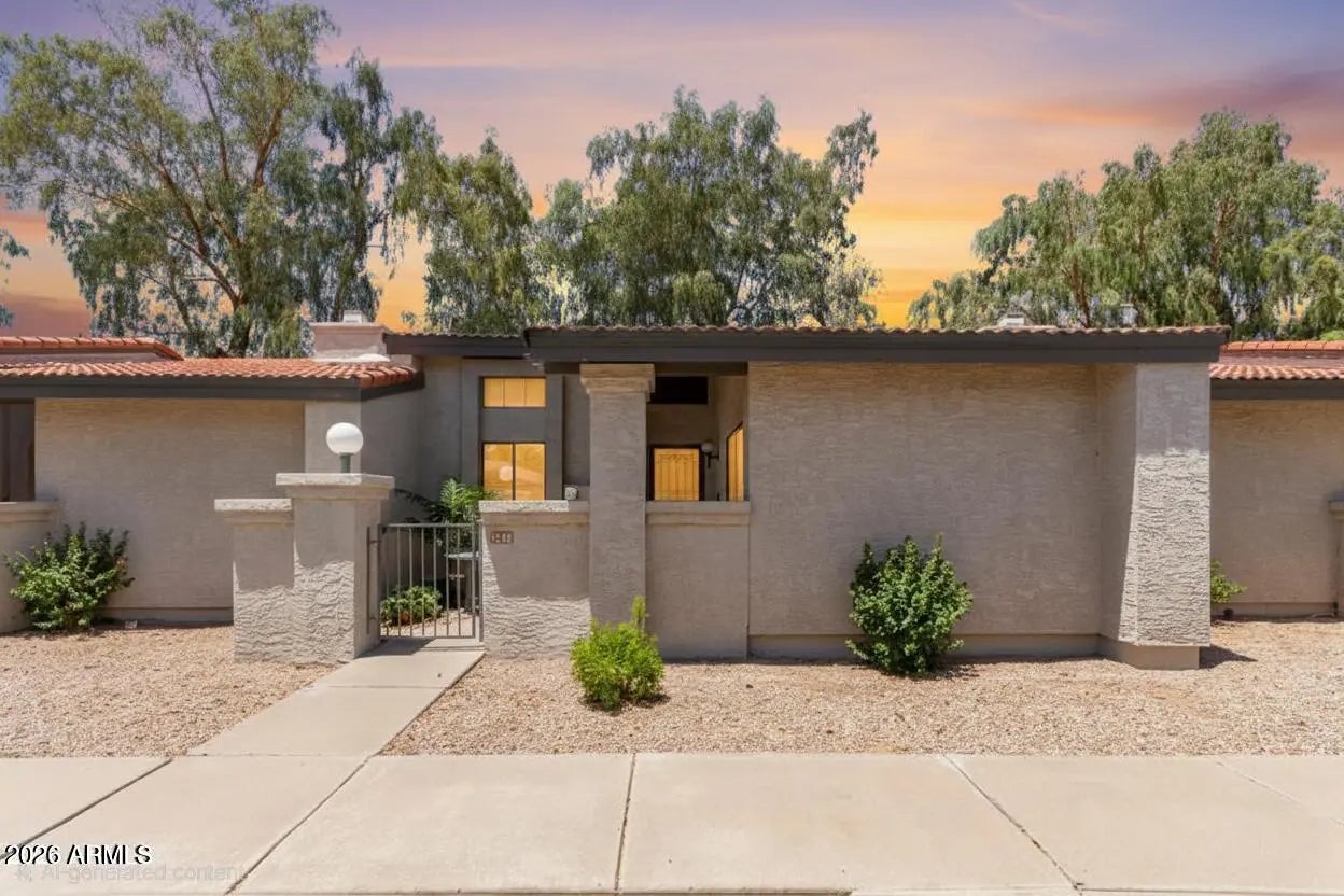 Photo of Listing #6892274