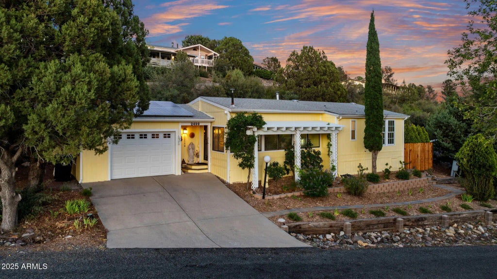 2499 Hilltop Road, Prescott