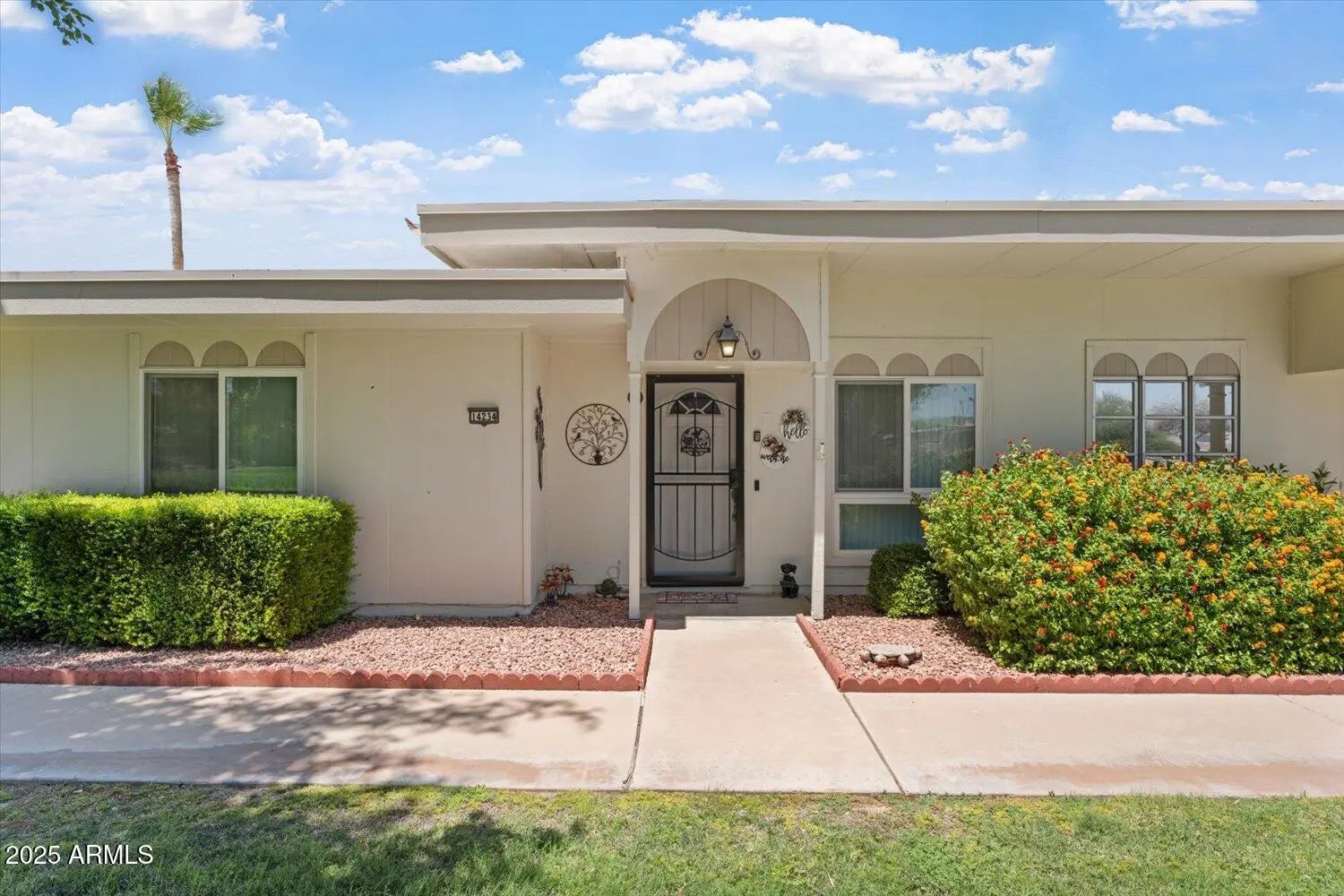 Photo of Listing #6890962