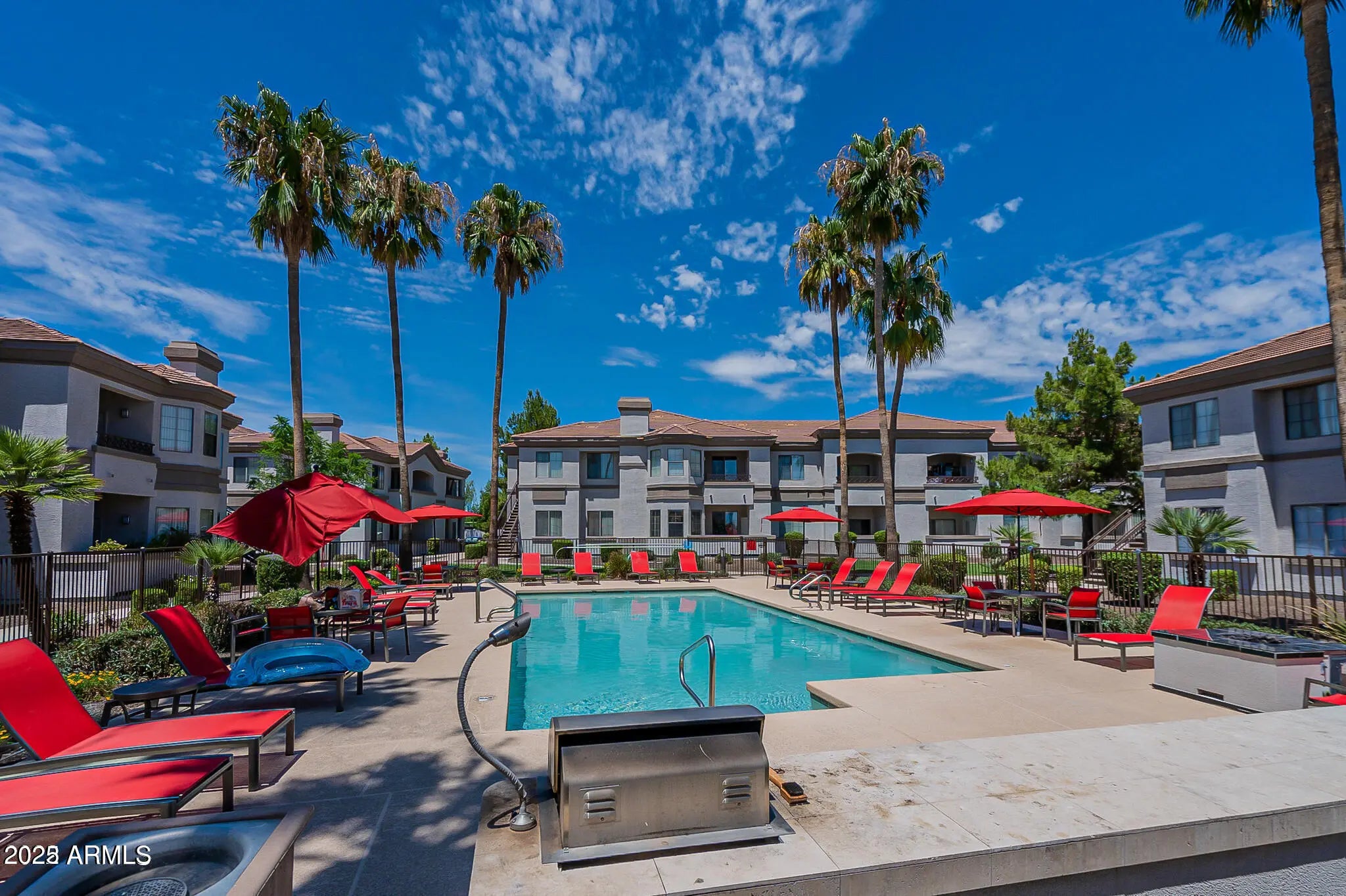 Photo of Listing #6891627