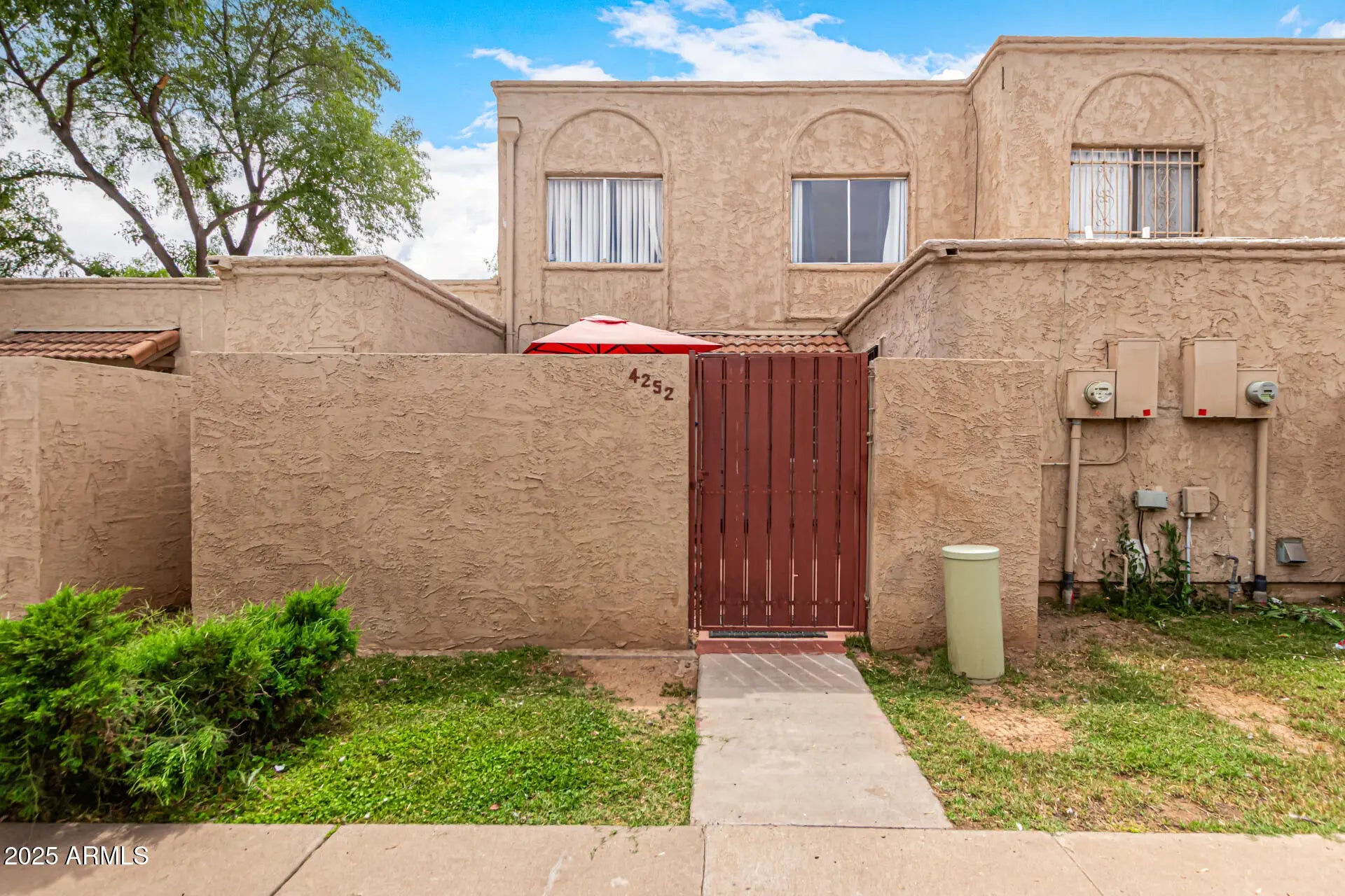 Photo of Listing #6892338