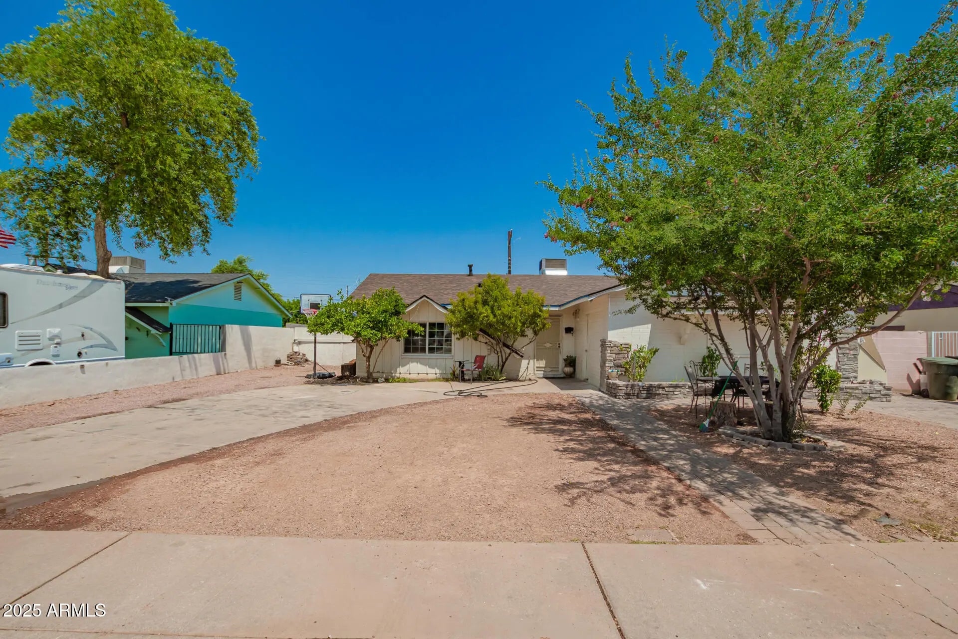 Photo of Listing #6891270