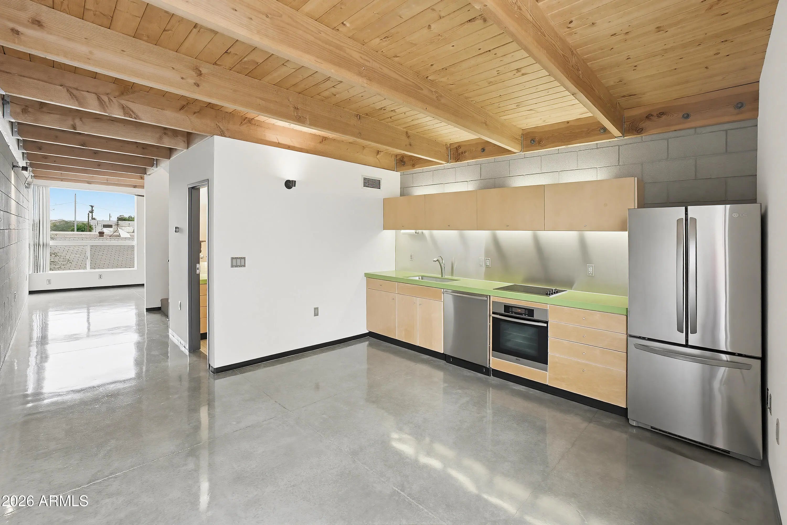 Photo of Listing #6984299