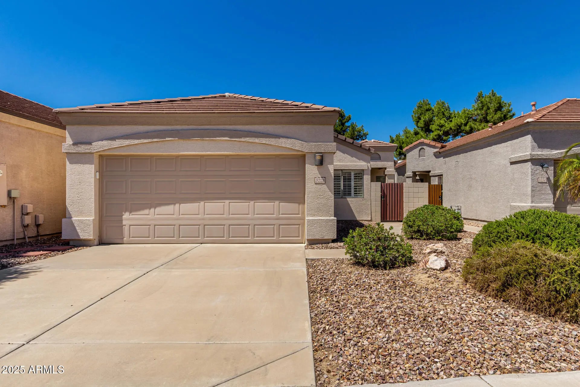 Photo of Listing #6892579