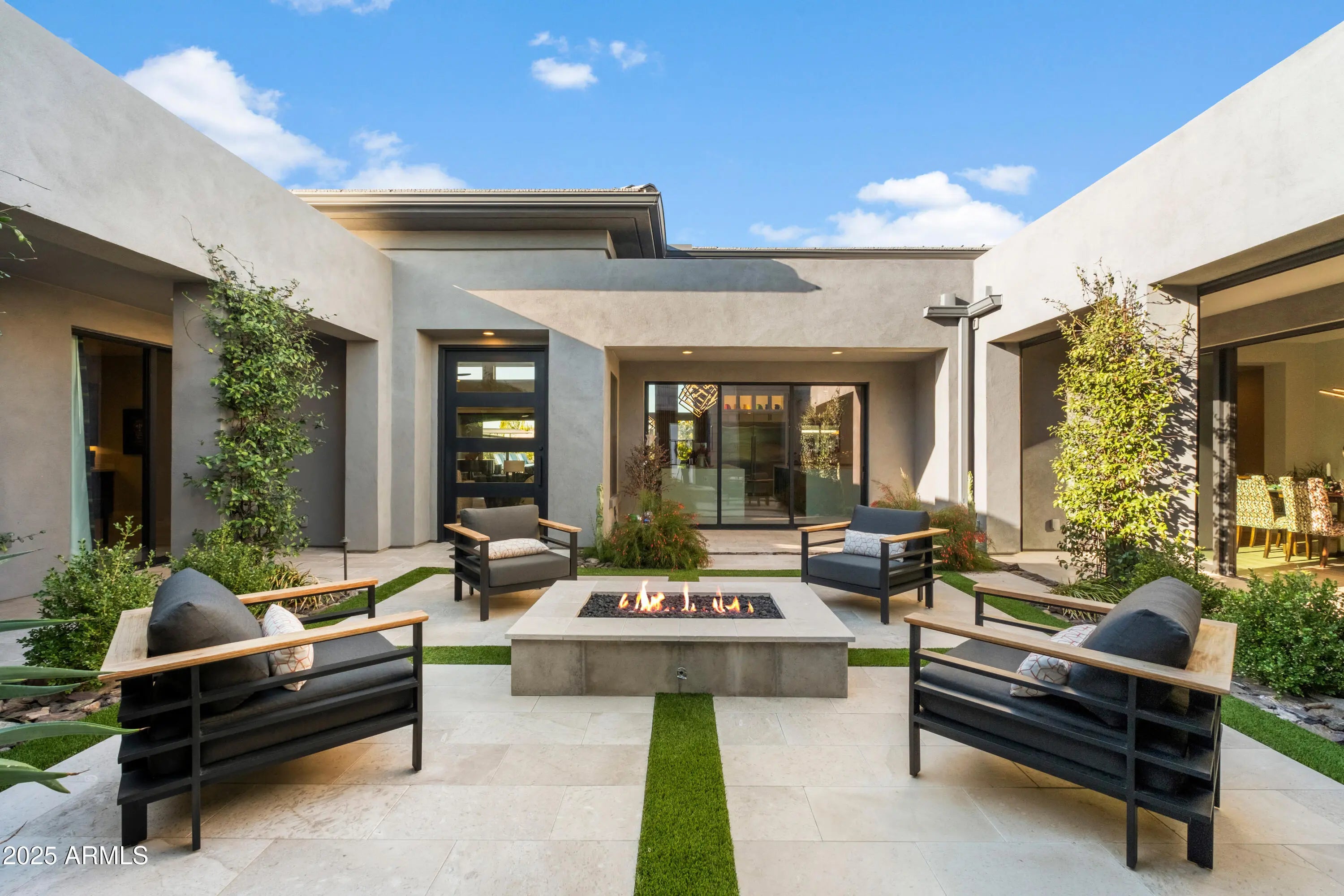 Photo of Listing #6892283