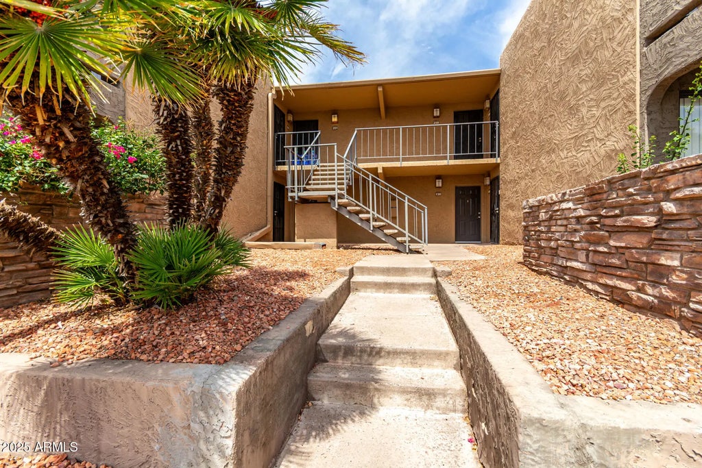 3825 E Camelback Road (unit 251), Phoenix