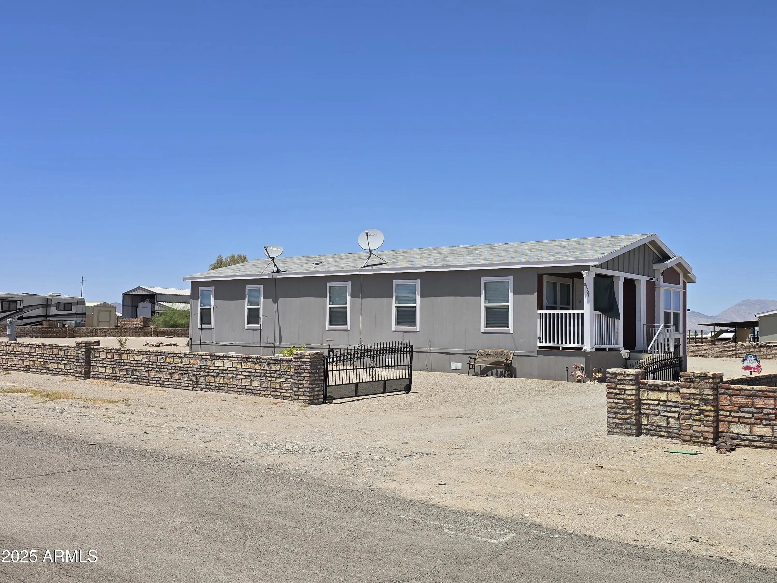 Photo of Listing #6894870