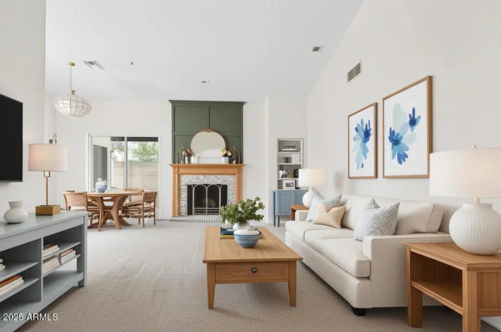 550 E Appaloosa Road, Gilbert