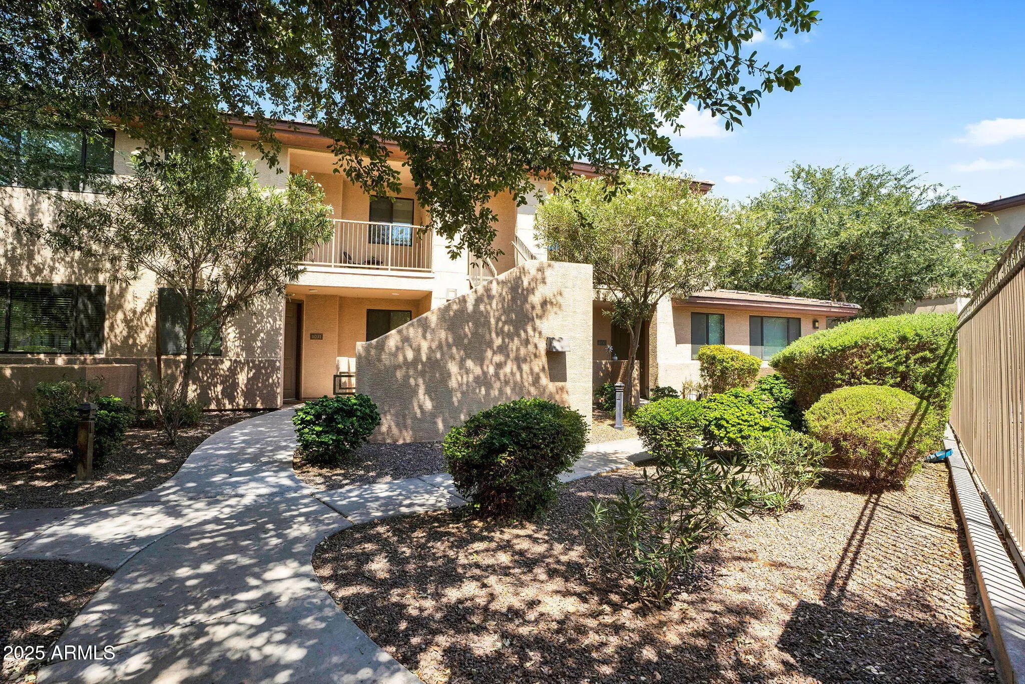 Photo of Listing #6892025