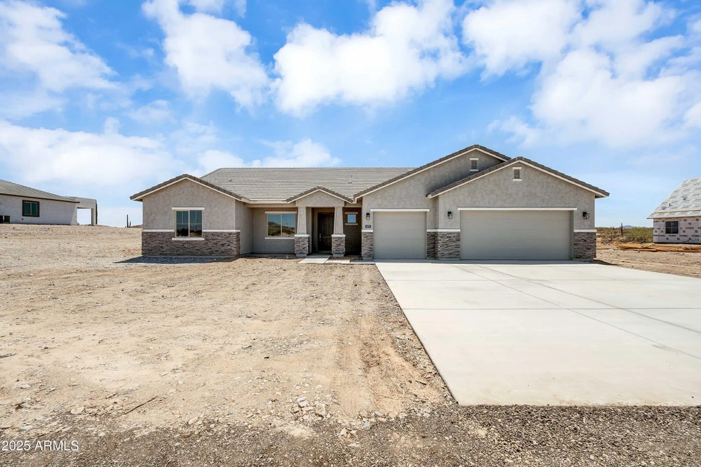 9195 W Limestone Mountain Drive, Casa Grande