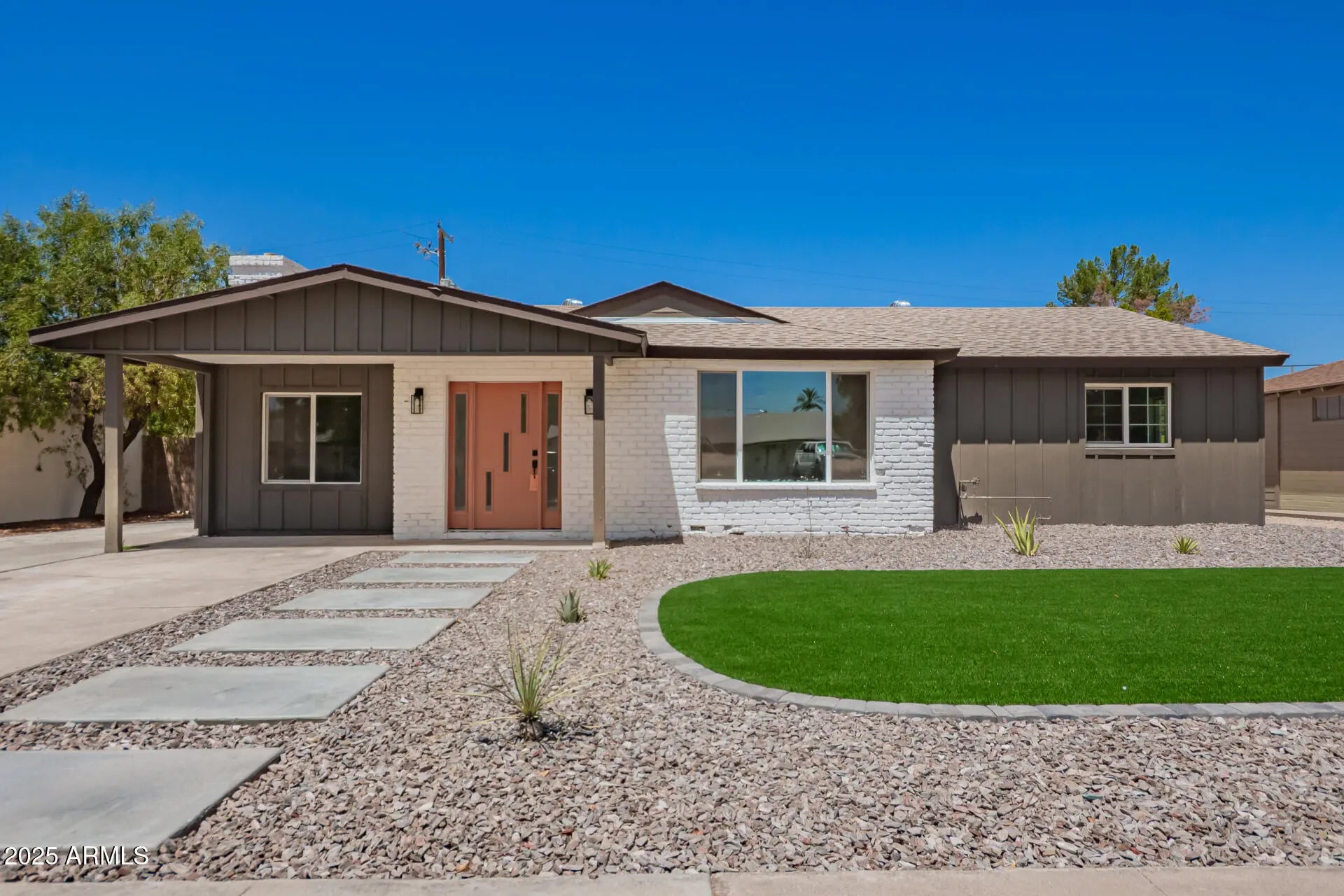 Photo of Listing #6892149