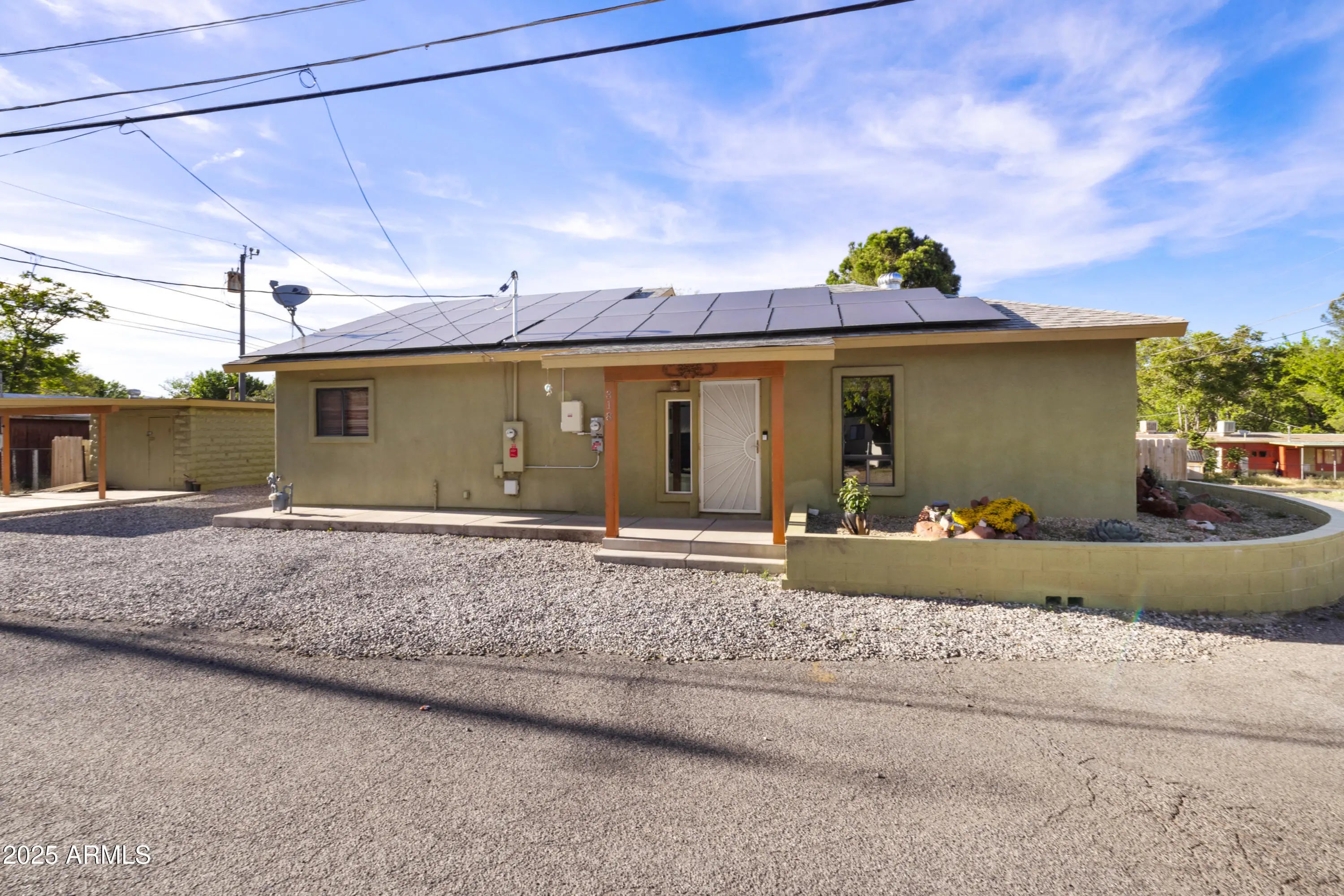 Photo of Listing #6892341