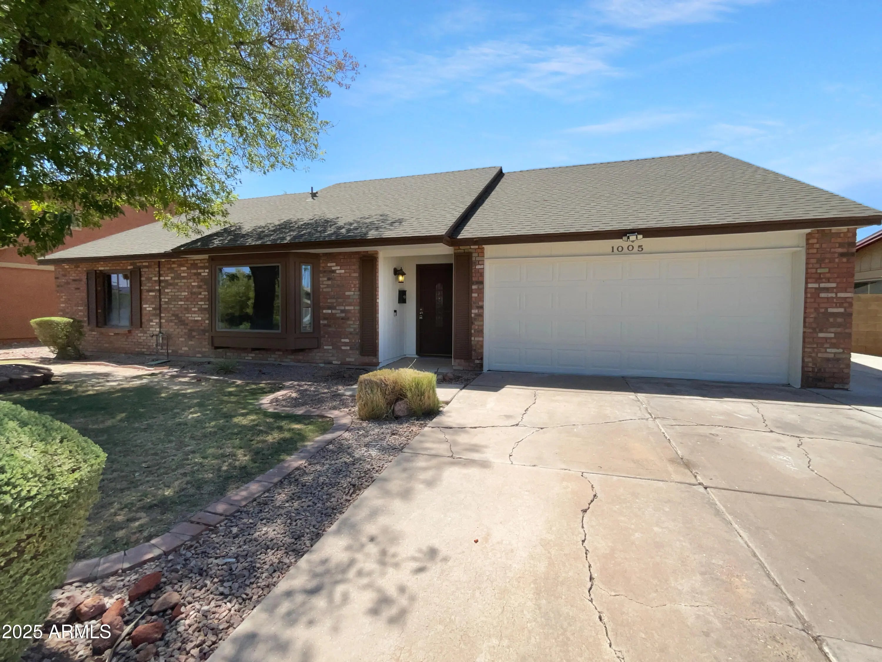 Photo of Listing #6892384