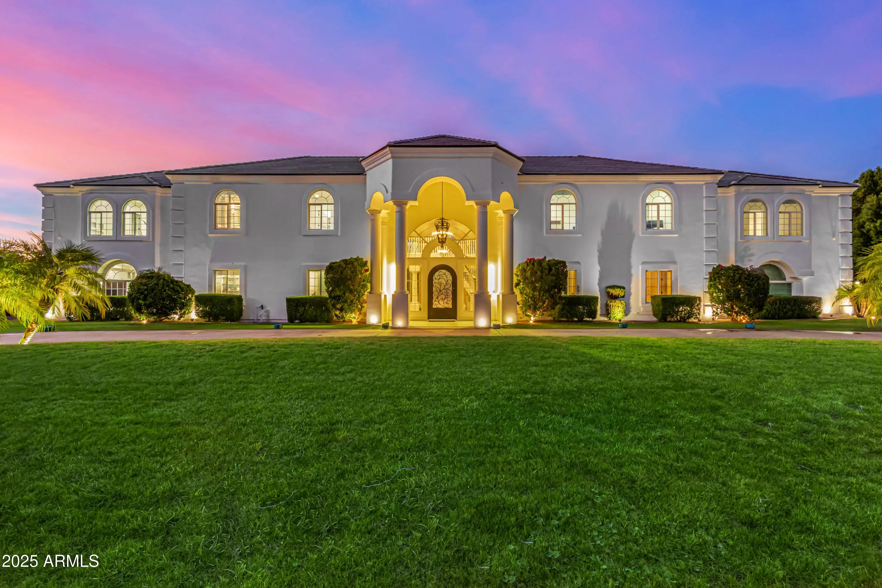 Photo of Listing #6895476