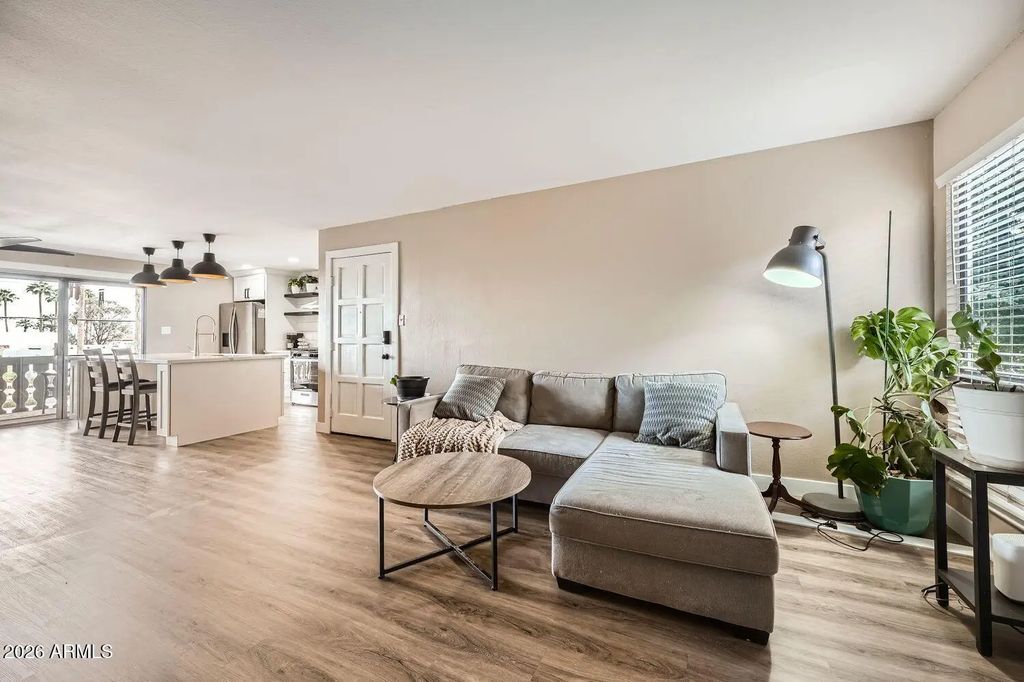 4950 N Miller Road (unit 210), Scottsdale