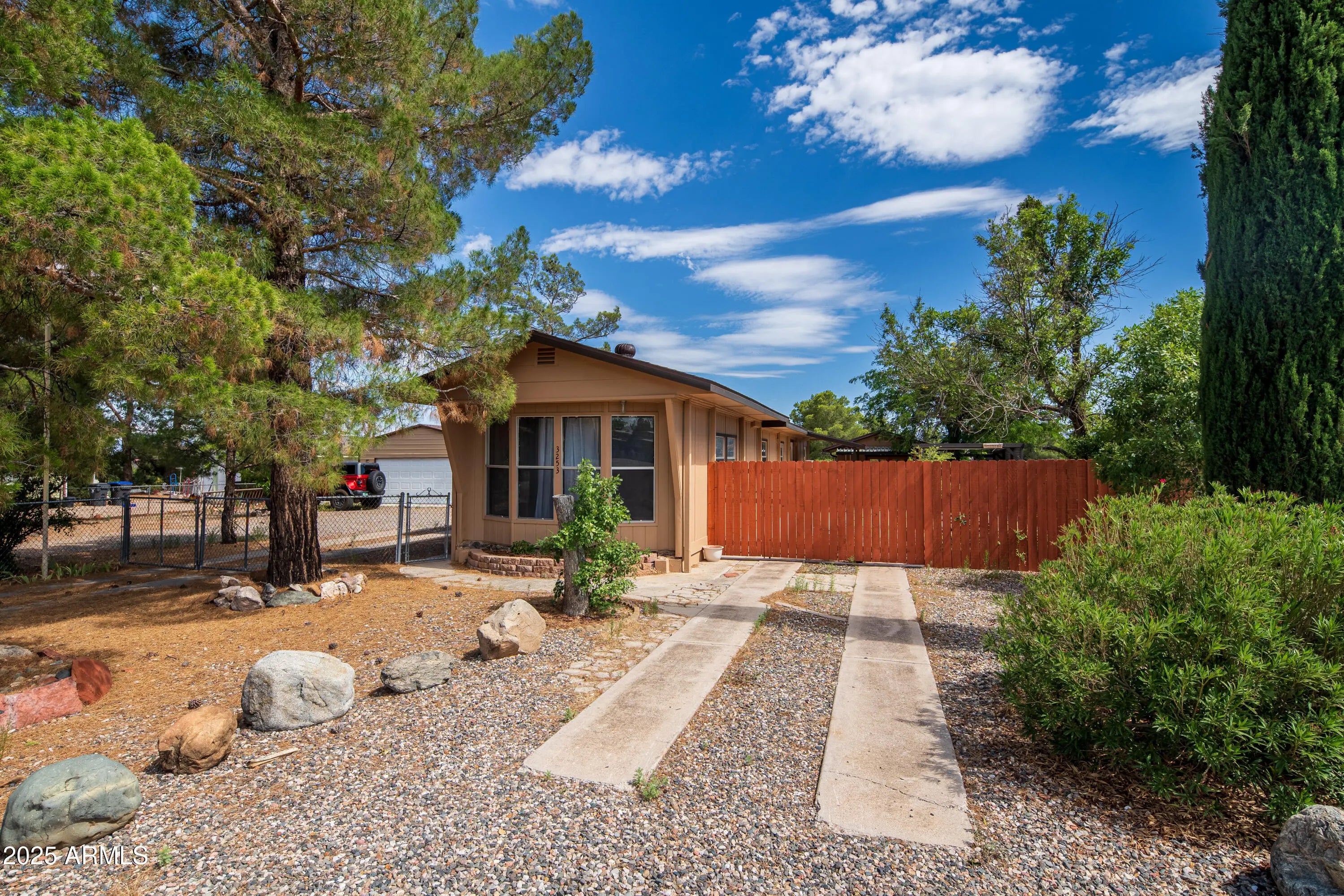 Photo of Listing #6892604