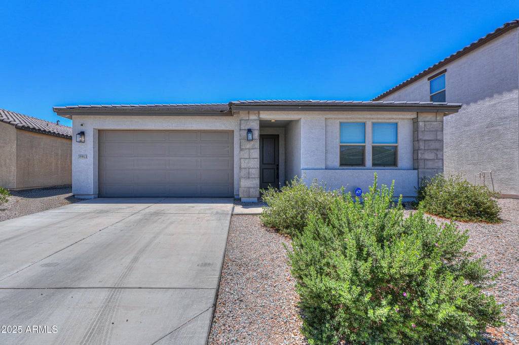 35913 W Santa Monica Avenue, Maricopa