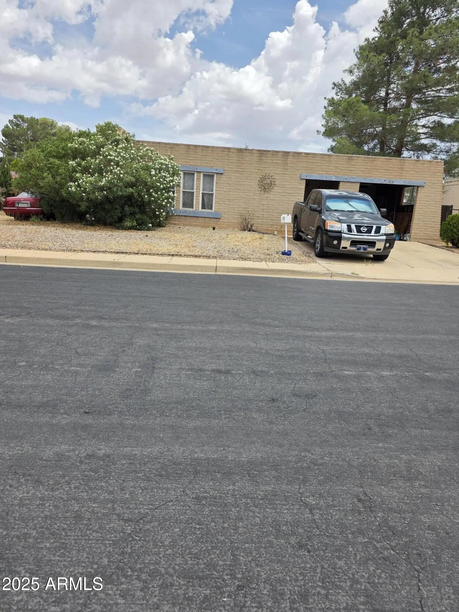 Photo of Listing #6892594