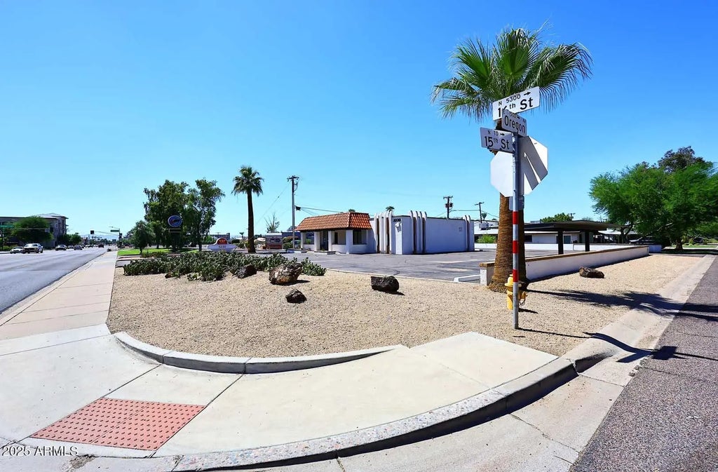 5230 N 16th Street, Phoenix