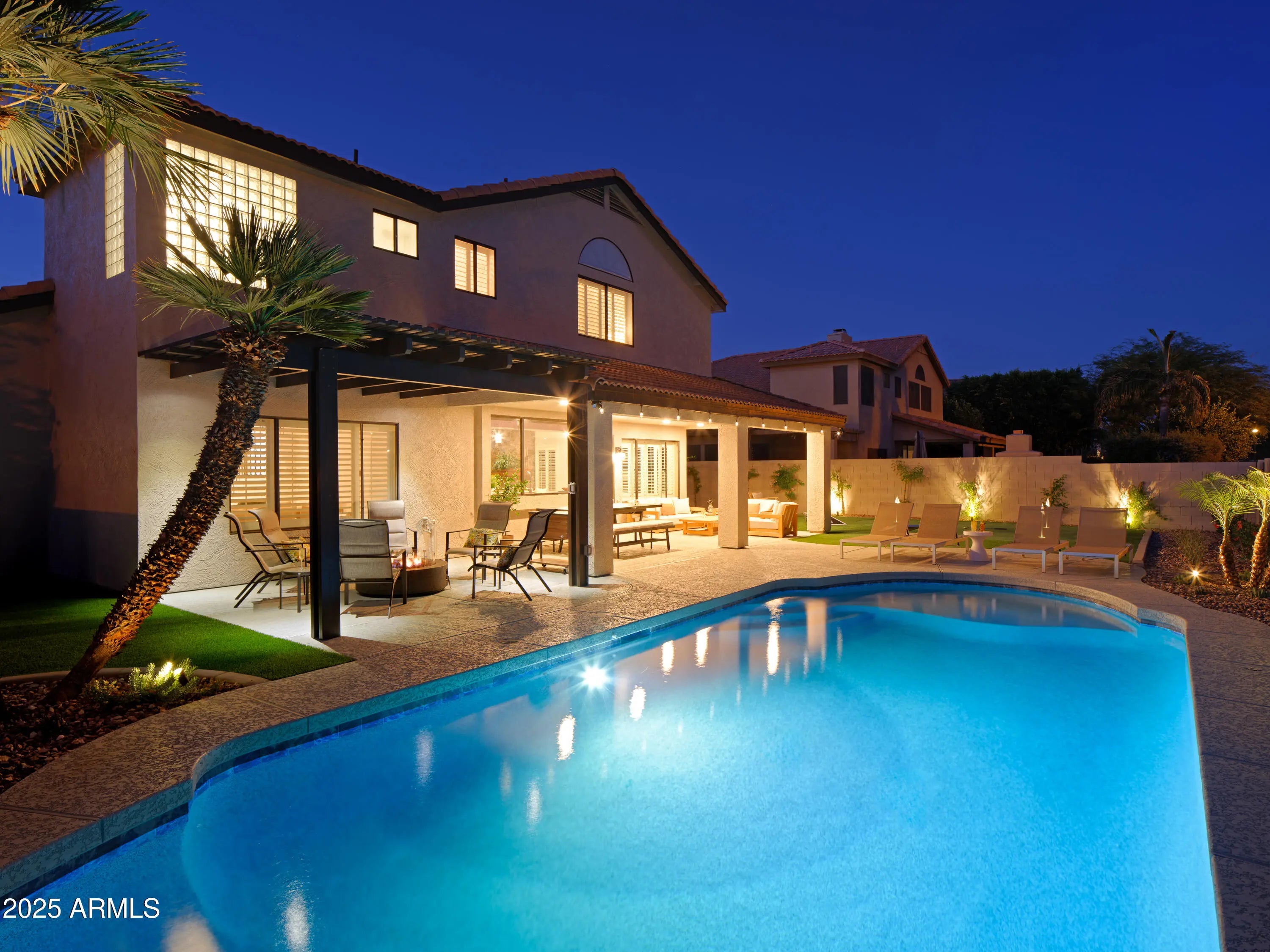 Photo of Listing #6892827