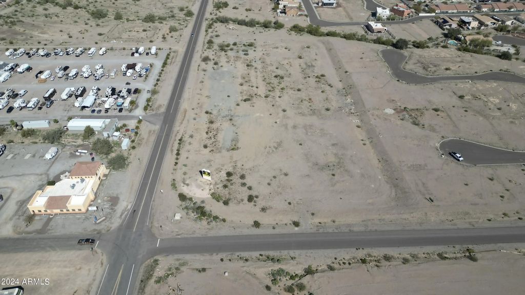 391 N Riggles Avenue (unit -), Quartzsite