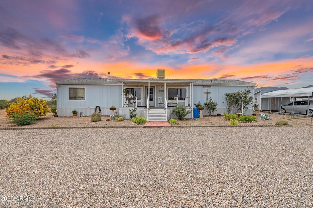 6100 E Sooty Lane, Hereford