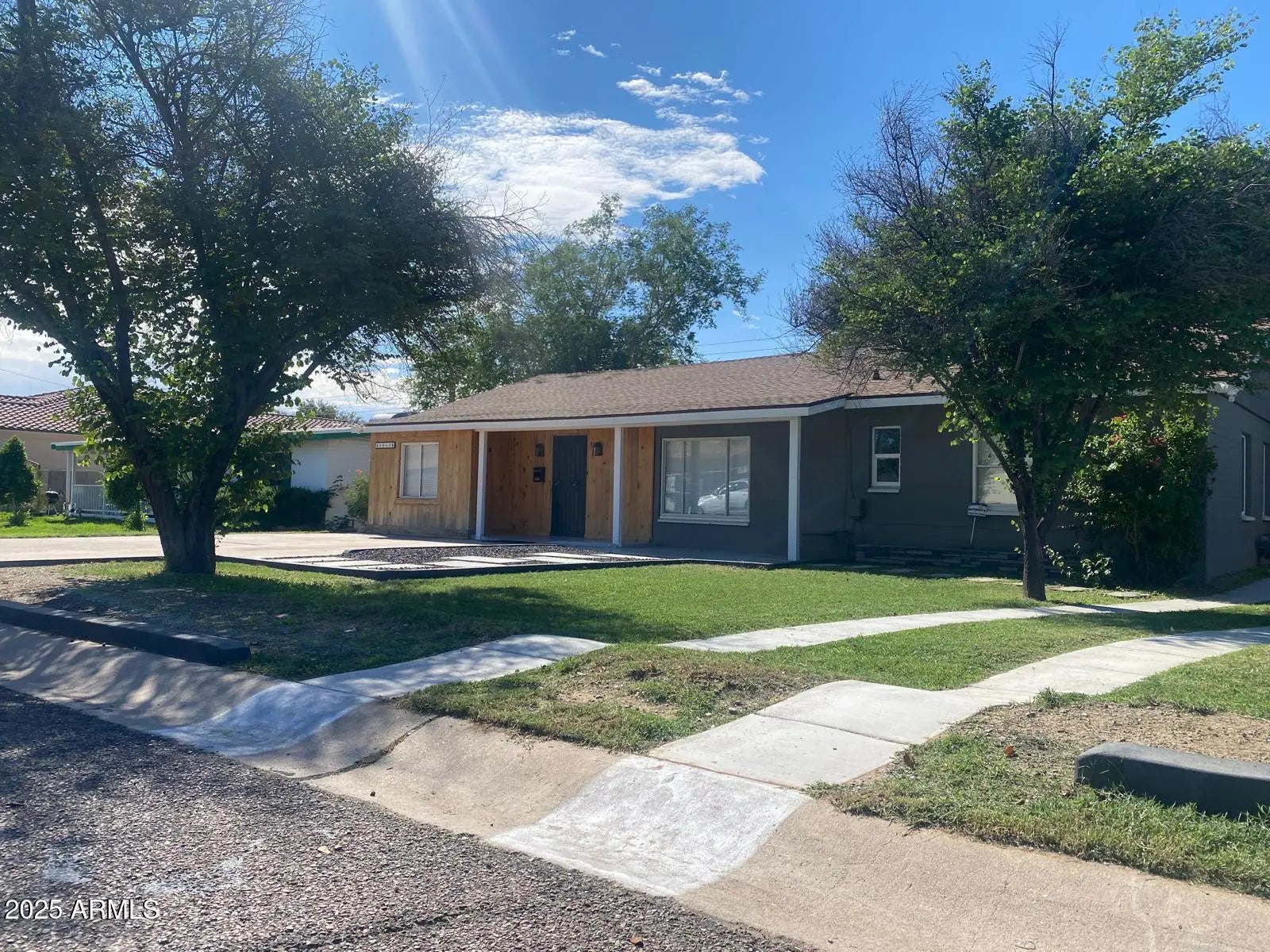 Photo of Listing #6893515