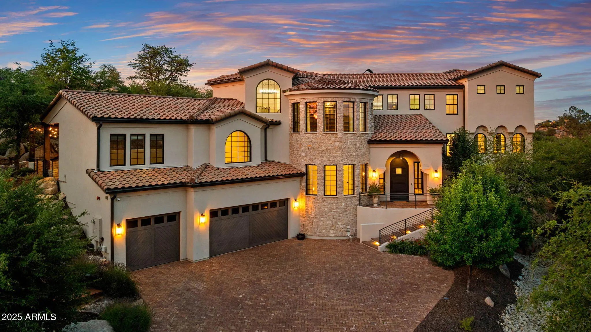 Photo of Listing #6901019