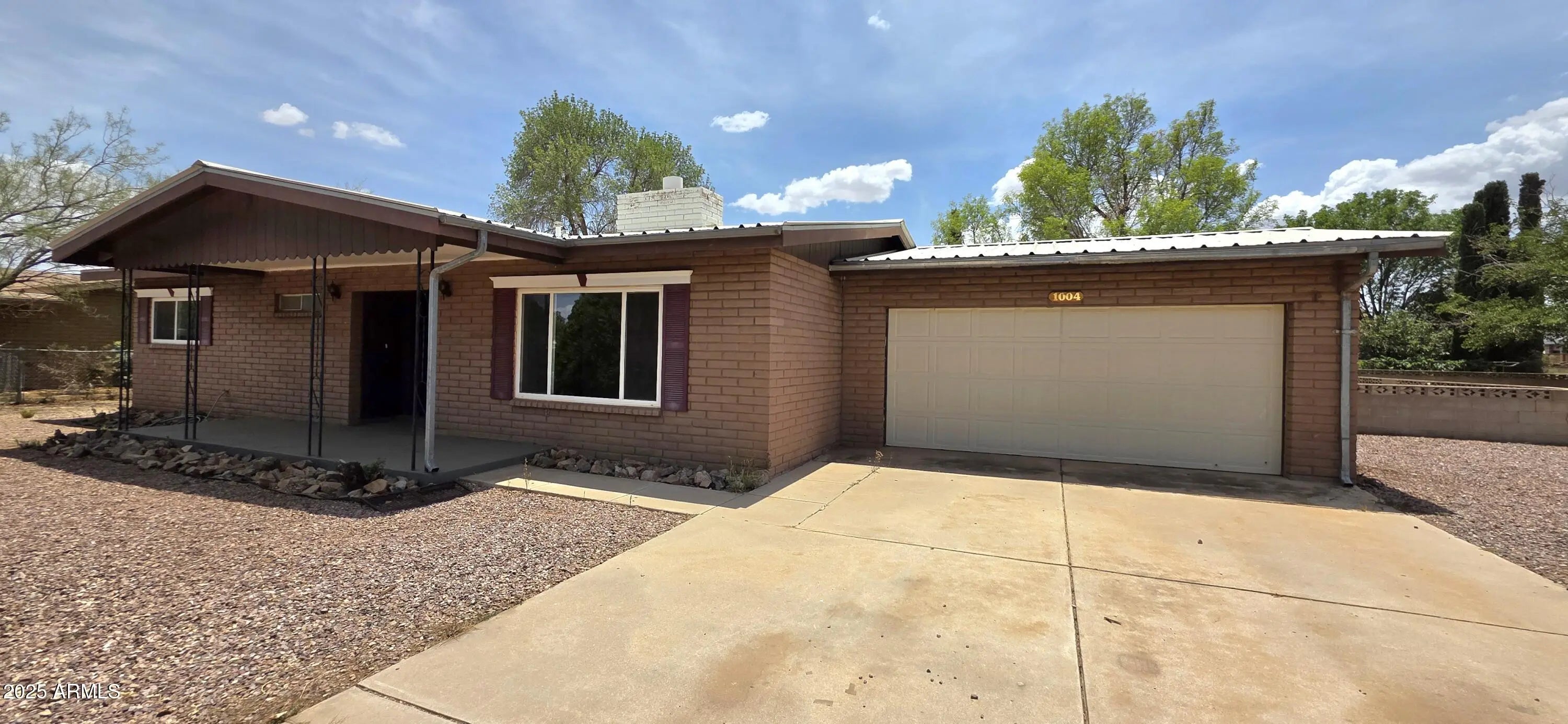 Photo of Listing #6893255