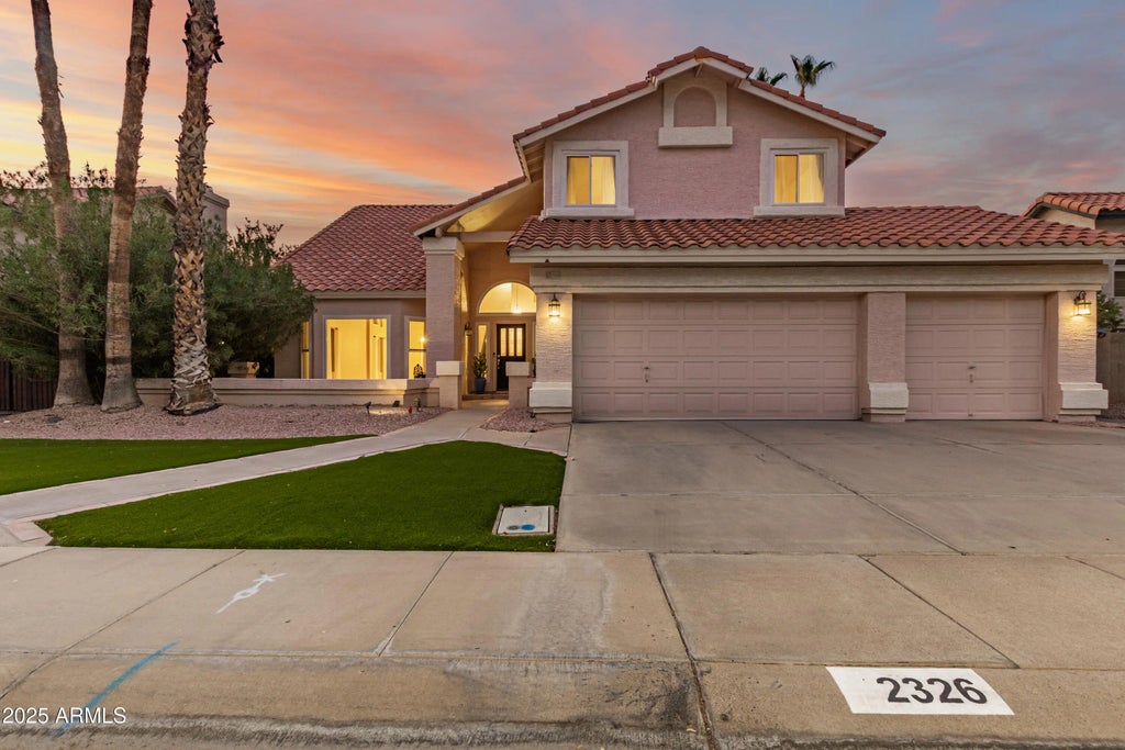 2326 E Mallard Court, Gilbert