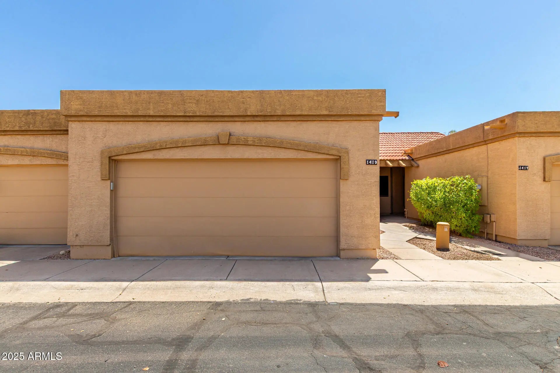 Photo of Listing #6894509