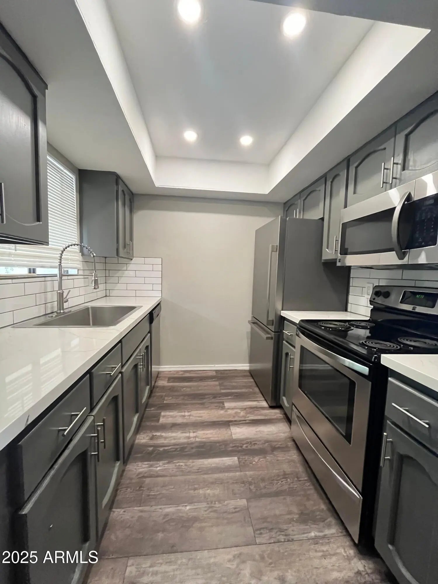 Photo of Listing #6893287