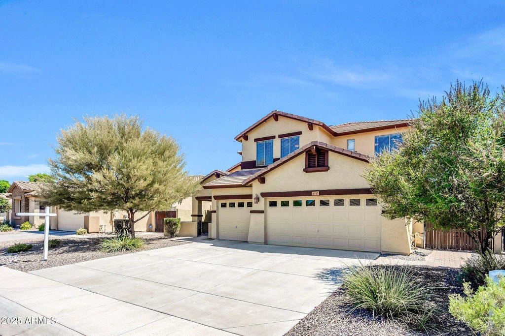 2047 E Carob Drive, Chandler