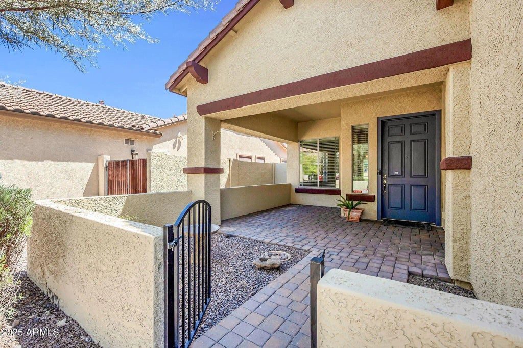 2047 E Carob Drive, Chandler