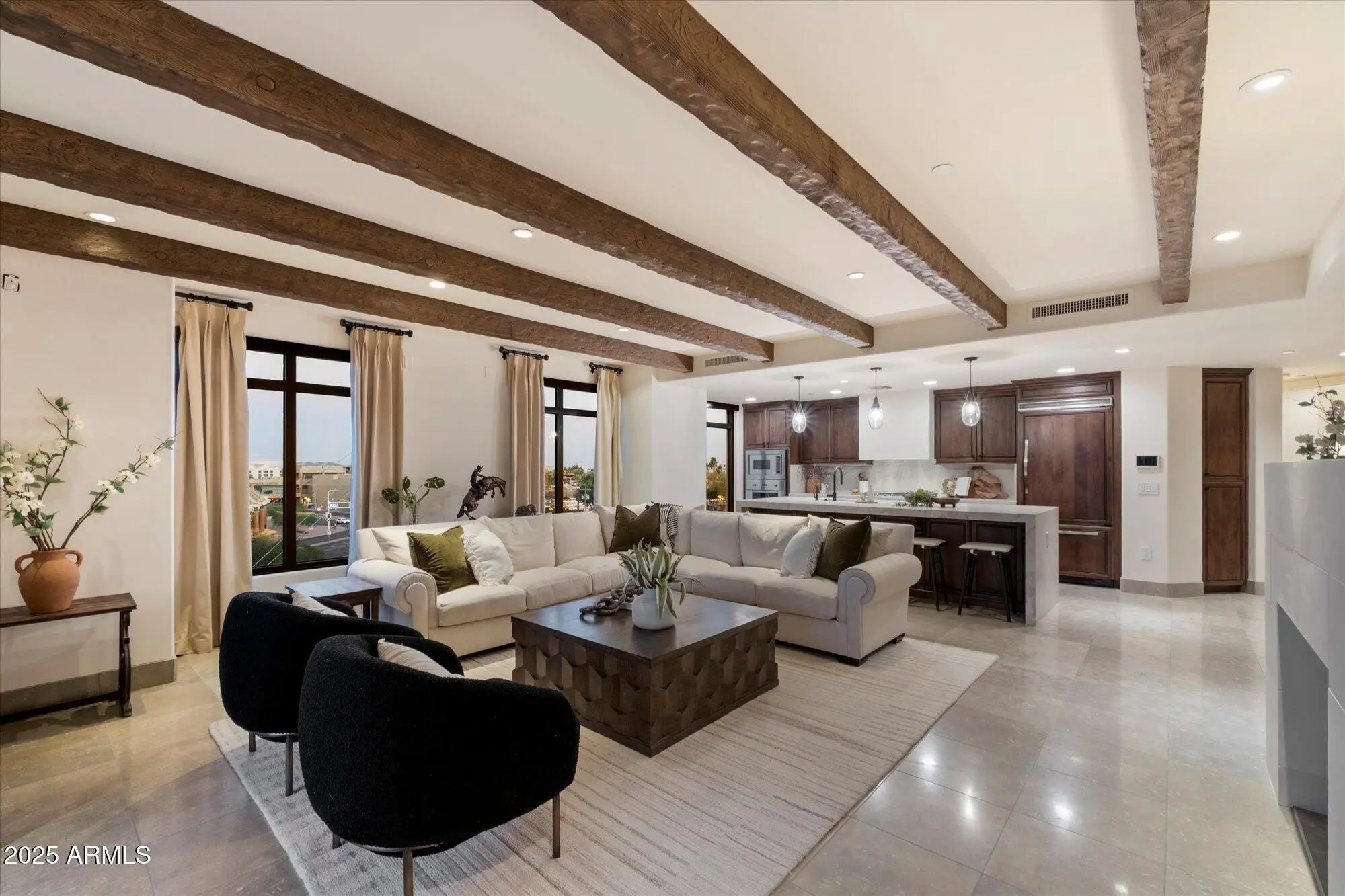 Photo of Listing #6894535