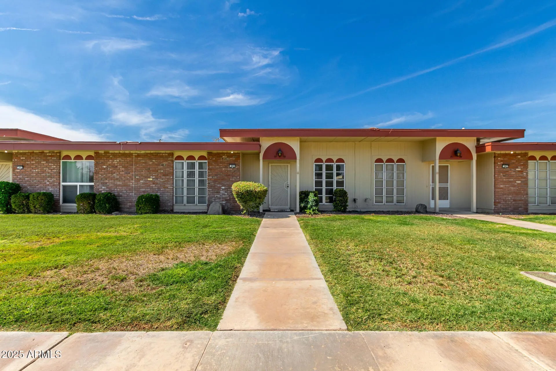 Photo of Listing #6895423