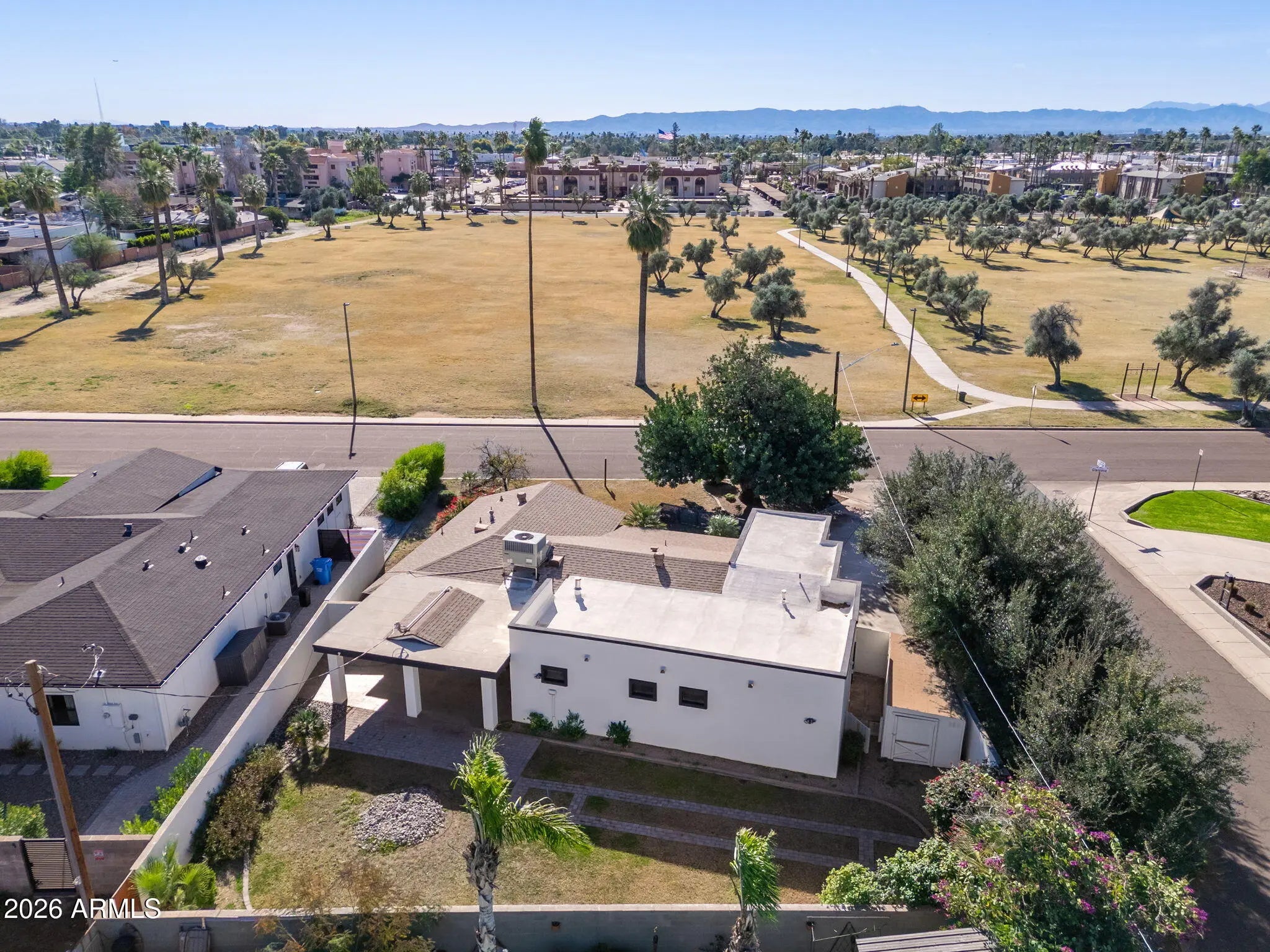 Photo of Listing #6893669