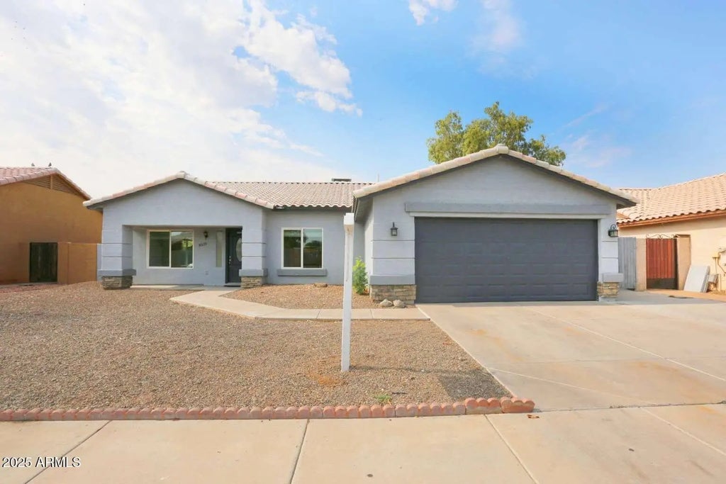 8539 W Hazelwood Street, Phoenix