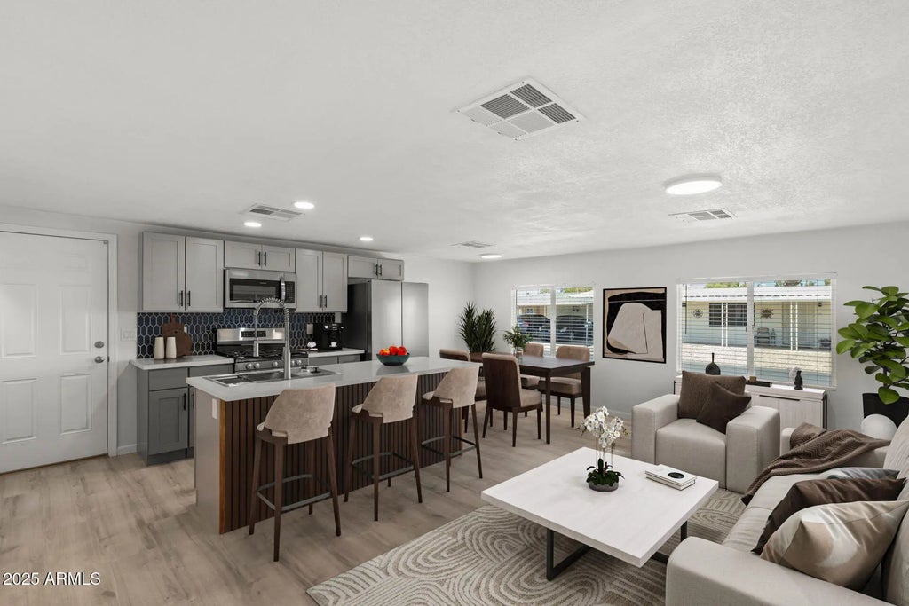 410 N 67th Lane, Phoenix