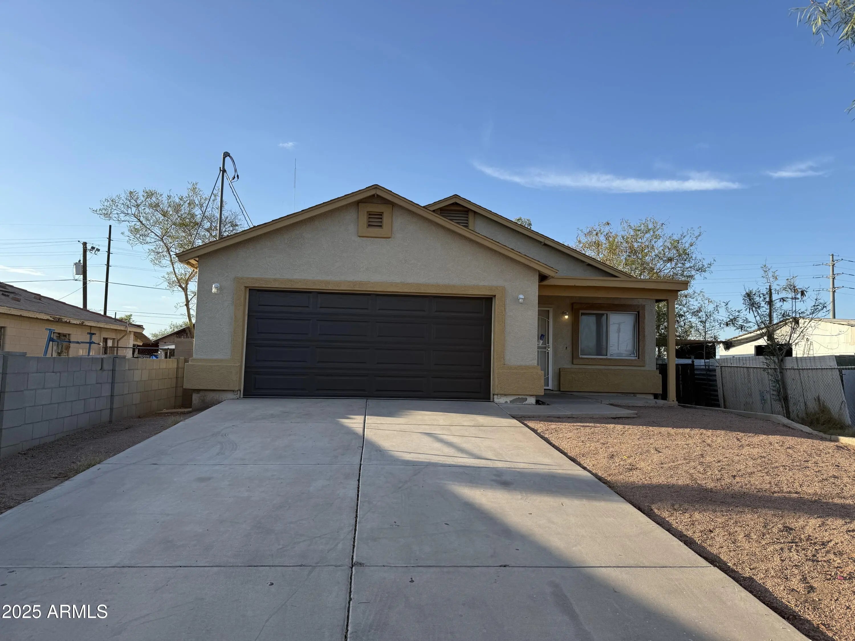 Photo of Listing #6894680